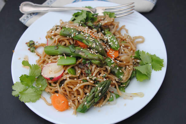 vegan Asian asparagus salad 